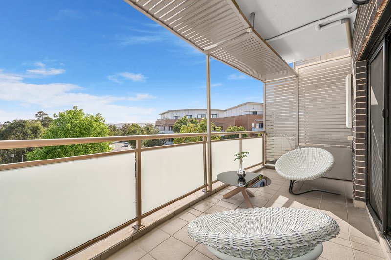 Photo - 9/1 Glenmore Ridge Drive, Glenmore Park NSW 2745 - Image 6