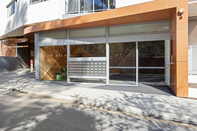 Photo - 9/1 Hallam Way, Rivervale WA 6103 - Image 13