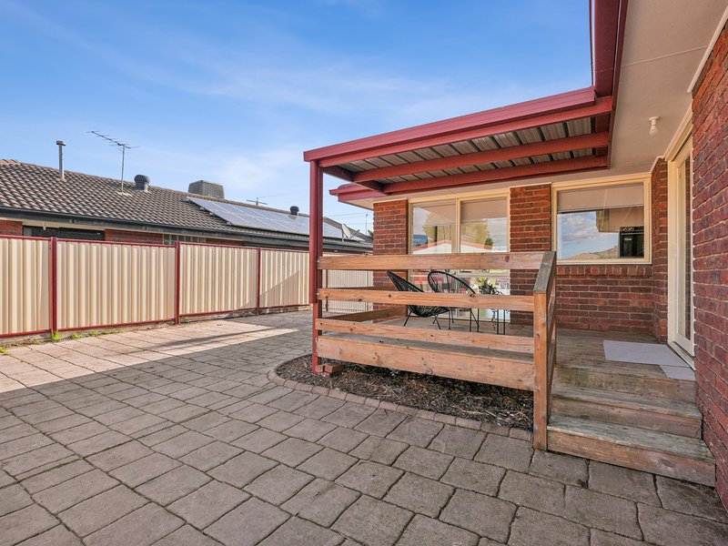 Photo - 91 Hothlyn Drive, Craigieburn VIC 3064 - Image 14