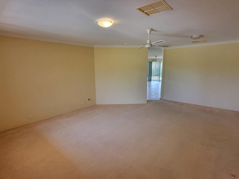 Photo - 91 Huxtable Terrace, Baldivis WA 6171 - Image 4