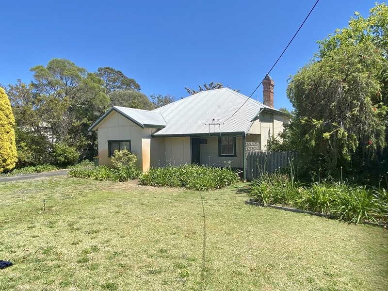 Photo - 91 Kent Street, Busselton WA 6280 - Image 2