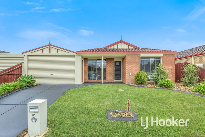 91 Laura Drive, Hampton Park VIC 3976