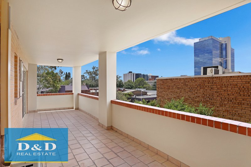 Photo - 9/1 Macquarie Street, Parramatta NSW 2150 - Image 1