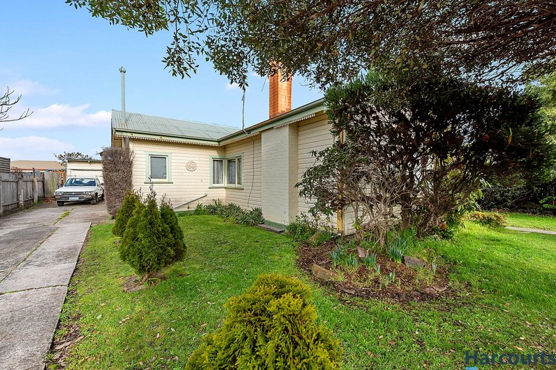 Photo - 91 Madden Street, Devonport TAS 7310 - Image 2