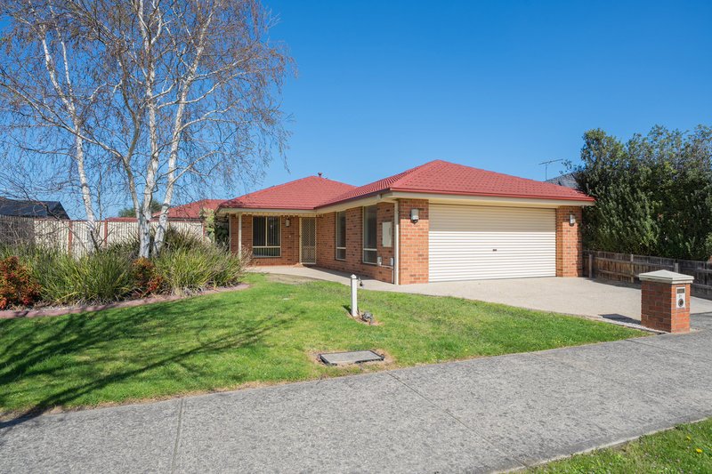 Photo - 91 Melzak Way, Berwick VIC 3806 - Image 1