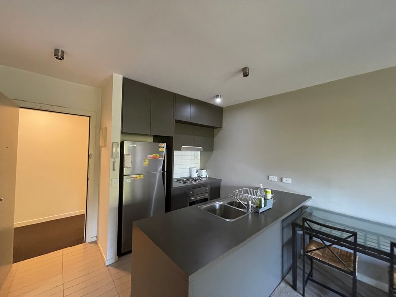 Photo - 9/1 Monash Green Drive, Clayton VIC 3168 - Image 2