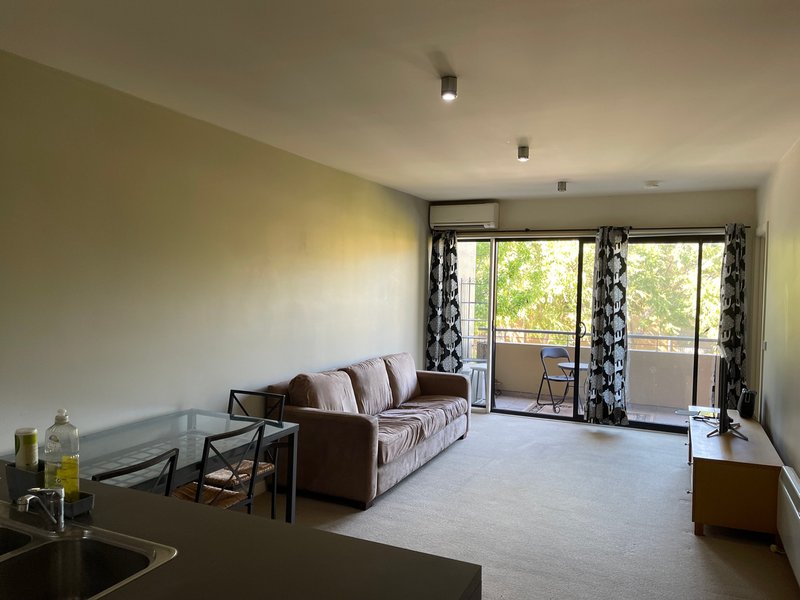 Photo - 9/1 Monash Green Drive, Clayton VIC 3168 - Image 3