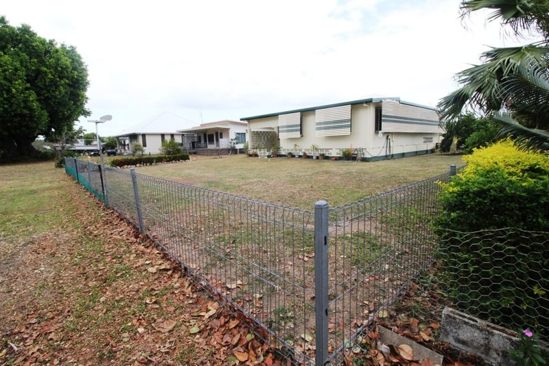 Photo - 91 Patterson Pde , Lucinda QLD 4850 - Image 15