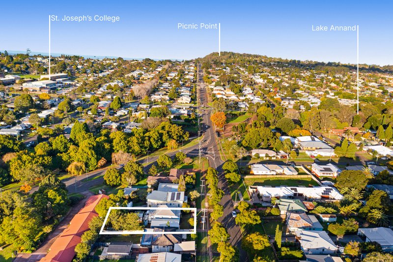 Photo - 91 Perth Street, South Toowoomba QLD 4350 - Image 2