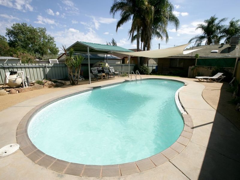 Photo - 91 Raye Street, Tolland NSW 2650 - Image 6