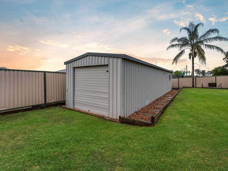 Photo - 91 Reif Street, Flinders View QLD 4305 - Image 3