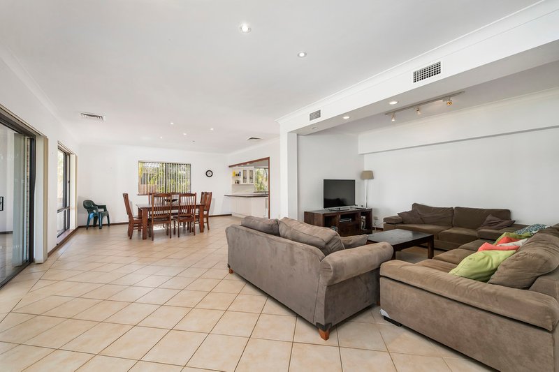 Photo - 91 Riverside Drive, Port Macquarie NSW 2444 - Image 4