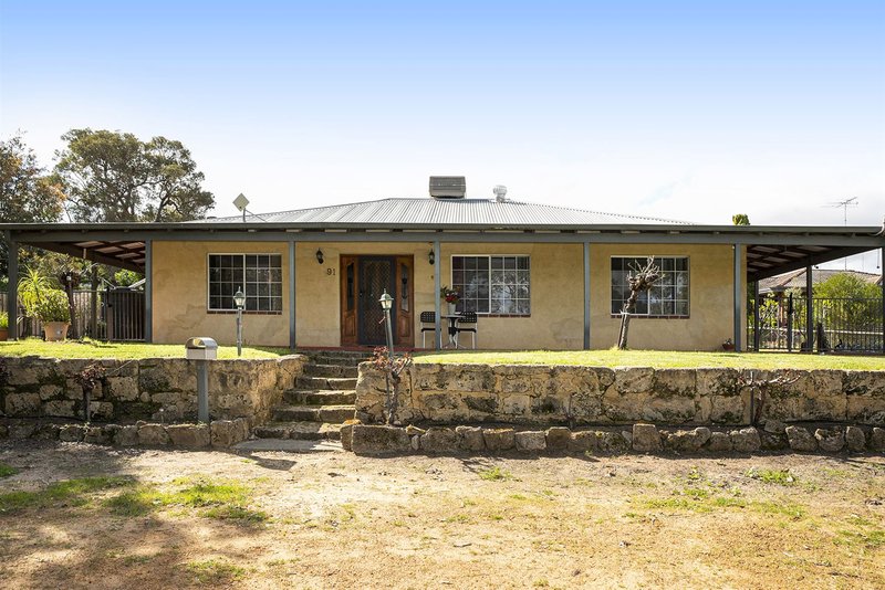 Photo - 91 Robinson Street, Gingin WA 6503 - Image 3