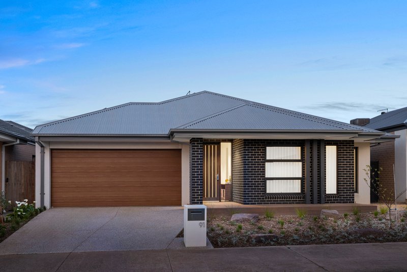 91 Rondo Drive, Manor Lakes VIC 3024