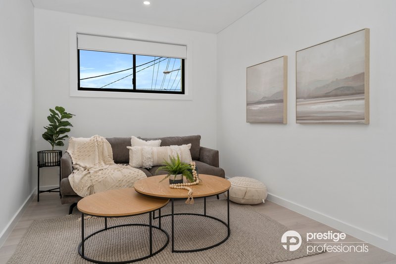 Photo - 91 Stockton Avenue, Moorebank NSW 2170 - Image 34