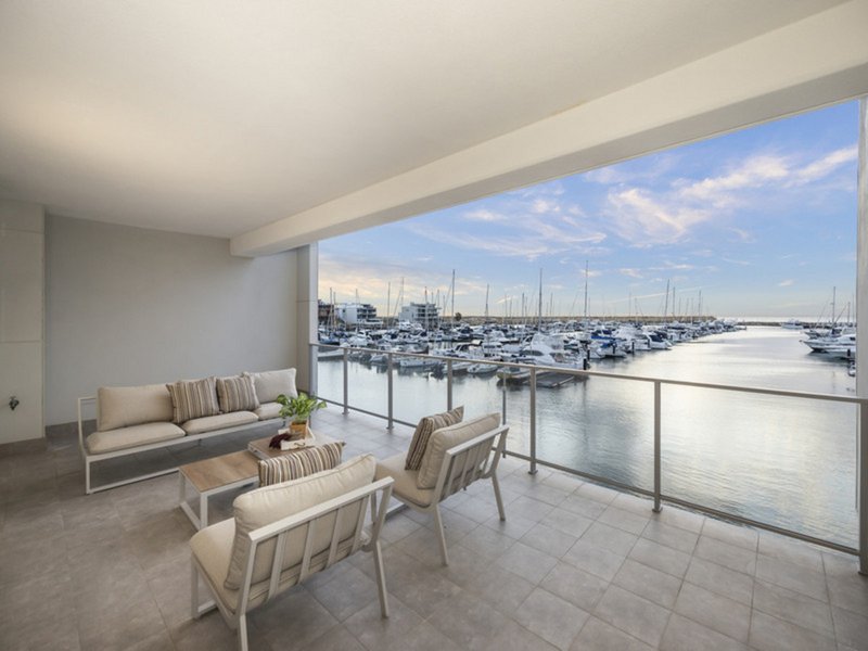 Photo - 9/1 Tacoma Way, Mindarie WA 6030 - Image 1