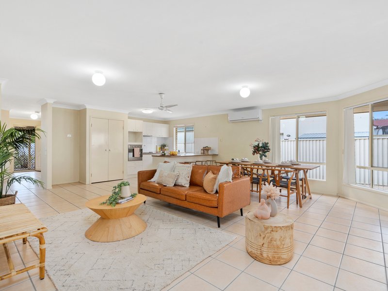 Photo - 91 Tiger Drive, Arundel QLD 4214 - Image 5