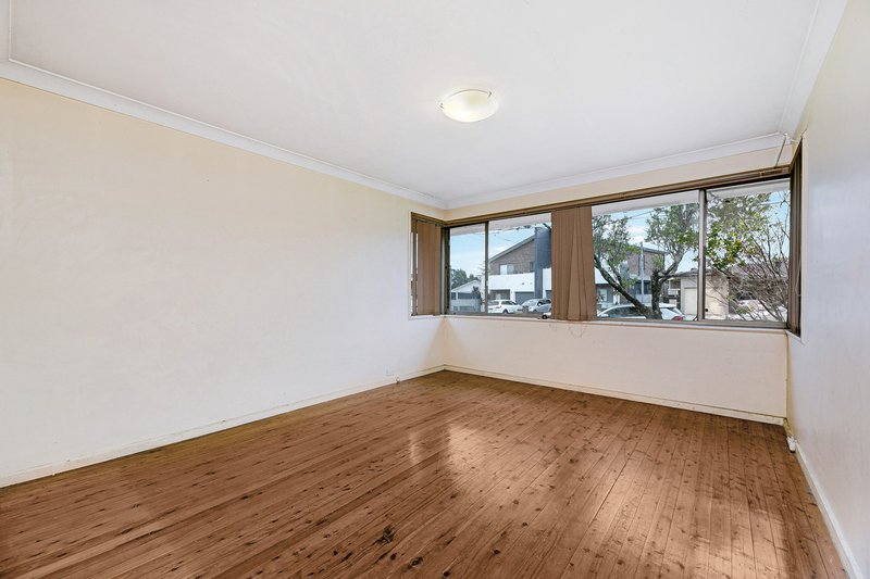 Photo - 91 Townsend Street, Condell Park NSW 2200 - Image 4