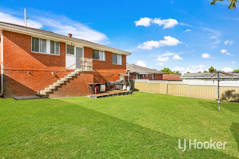 Photo - 91 Vardys Road, Lalor Park NSW 2147 - Image 6