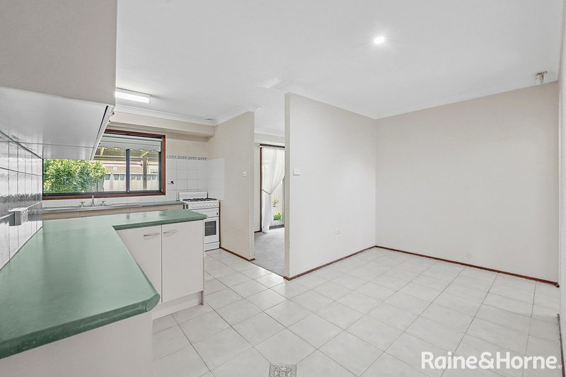 Photo - 9/1 Woodvale Close, Plumpton NSW 2761 - Image 5