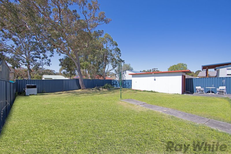 Photo - 91 Woolana Avenue, Budgewoi NSW 2262 - Image 7