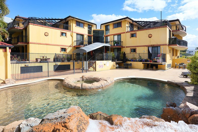 Photo - 9/10-12 Bath Street, Labrador QLD 4215 - Image 6