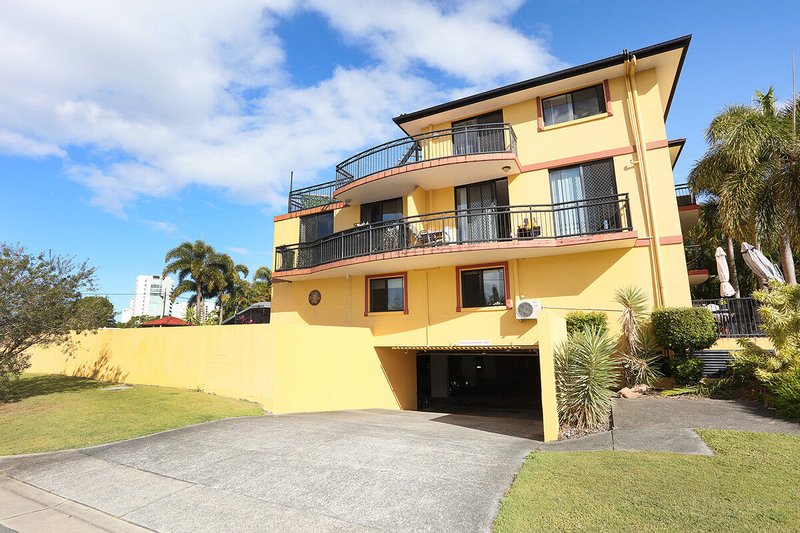 Photo - 9/10-12 Bath Street, Labrador QLD 4215 - Image 15