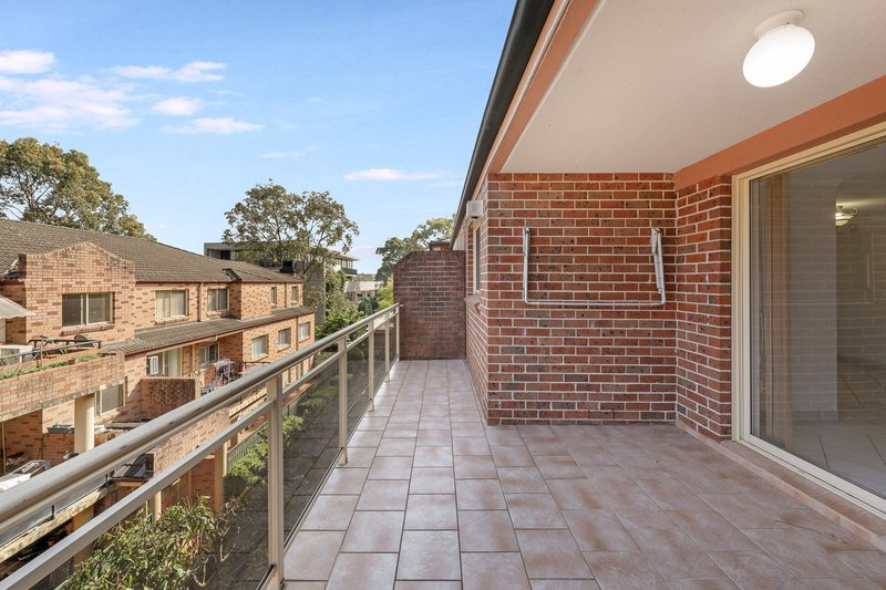 Photo - 9/10-12 Cairns Street, Riverwood NSW 2210 - Image 8