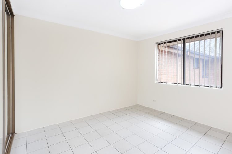 Photo - 9/10-12 Paton Street, Merrylands NSW 2160 - Image 5