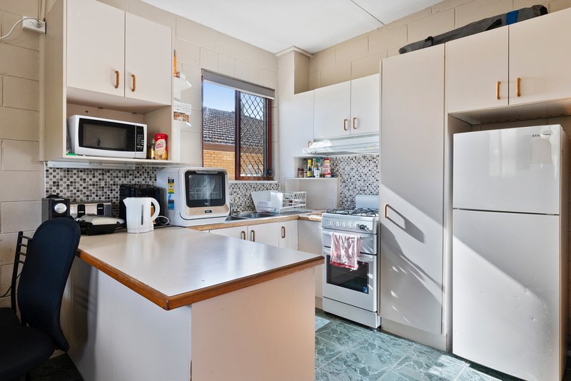 Photo - 9/10 Arthur Street, Crestwood NSW 2620 - Image 8