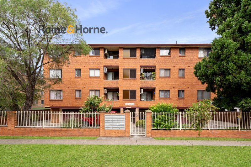 9/10 Forbes Street, Warwick Farm NSW 2170