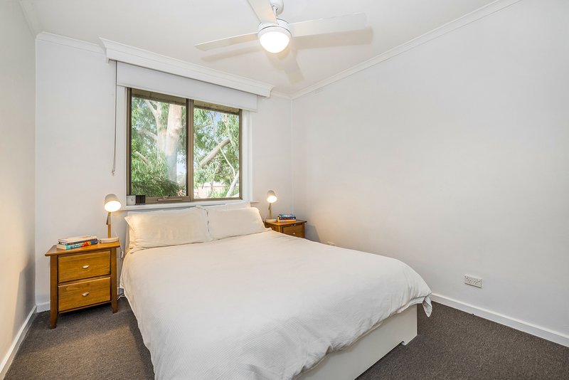 Photo - 9/10 Howard Street, Box Hill VIC 3128 - Image 4