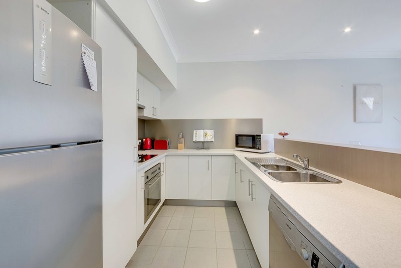 Photo - 9/10 Nothling Street, New Auckland QLD 4680 - Image 2