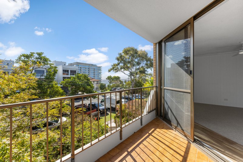Photo - 9/10 Rutledge Street, Coolangatta QLD 4225 - Image 4