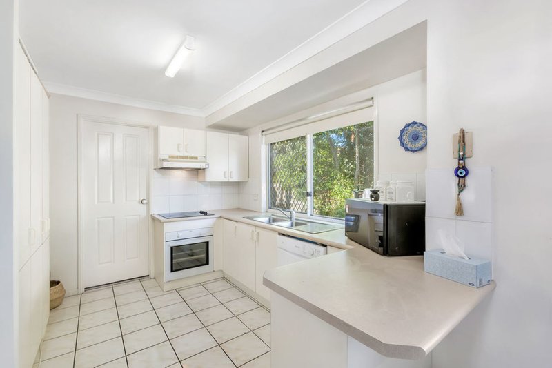 Photo - 9/10 Vinal Street, Robertson QLD 4109 - Image 5