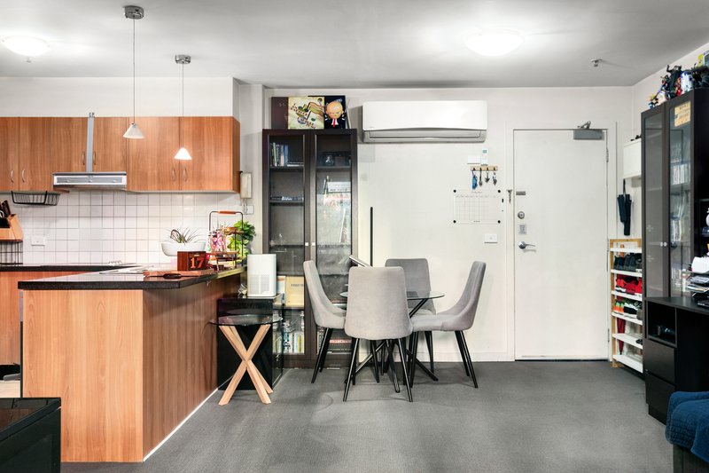 Photo - 9/102-106 St Georges Road, Preston VIC 3072 - Image 3