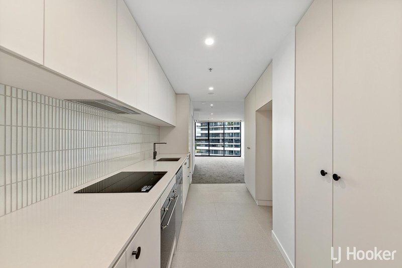 Photo - 910/2 Grazier Lane, Belconnen ACT 2617 - Image 4