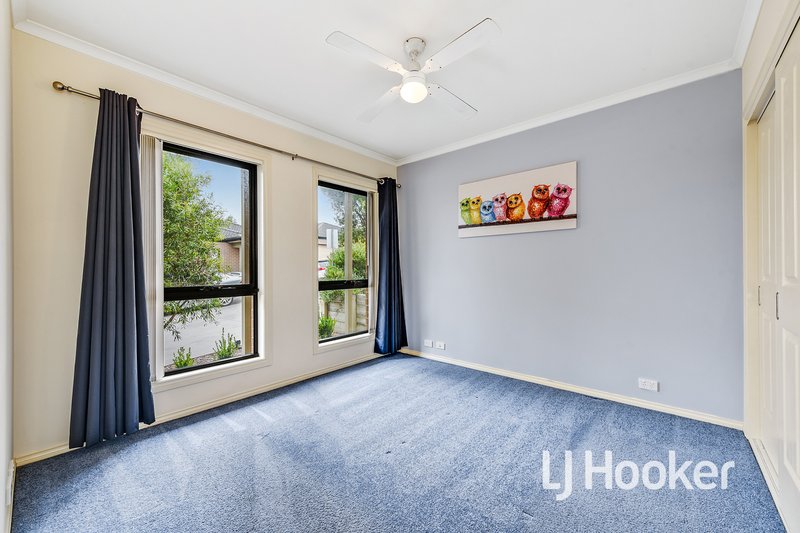 Photo - 9/103 Army Road, Pakenham VIC 3810 - Image 8