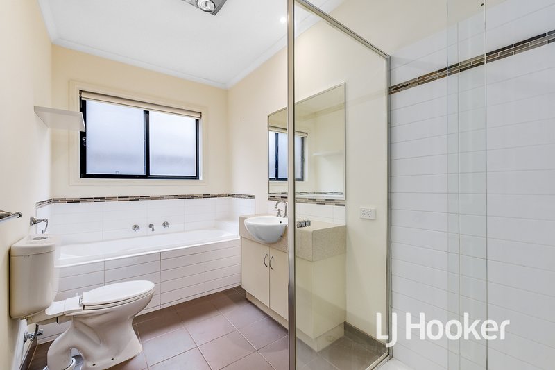 Photo - 9/103 Army Road, Pakenham VIC 3810 - Image 9