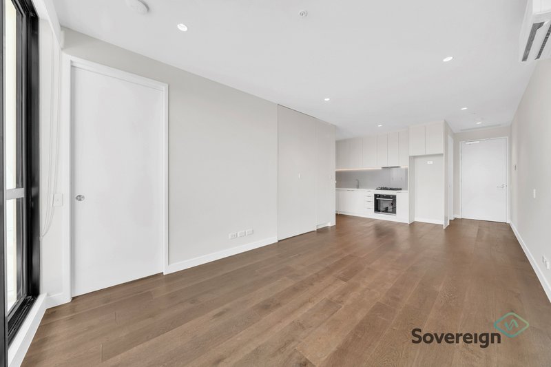 Photo - 910/34 Mason Street, Dandenong VIC 3175 - Image 4