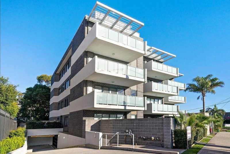 Photo - 9/104-106 Bridge Road, Westmead NSW 2145 - Image 1