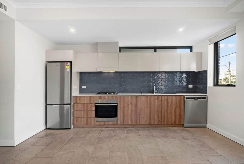 Photo - 9/104-106 Bridge Road, Westmead NSW 2145 - Image 3