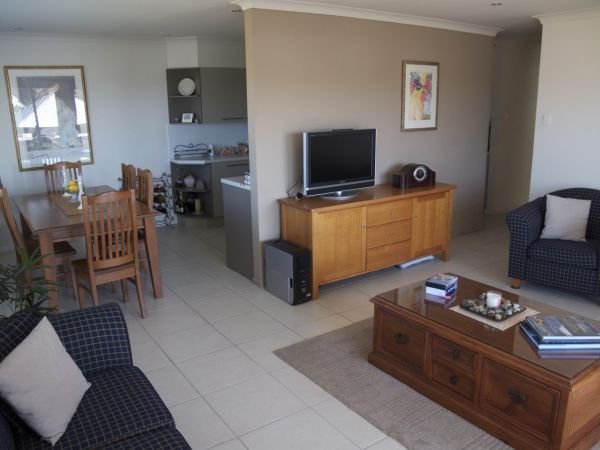 Photo - 9/105 Christian Street, Clayfield QLD 4011 - Image 2