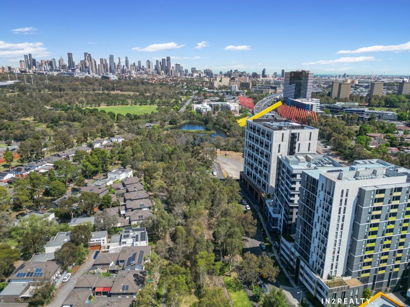 Photo - 910/61 Galada Ave , Parkville VIC 3052 - Image 9