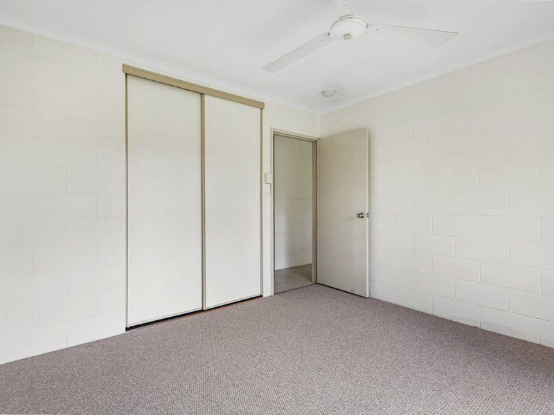 Photo - 9/108-110 Mayers Street, Manunda QLD 4870 - Image 7