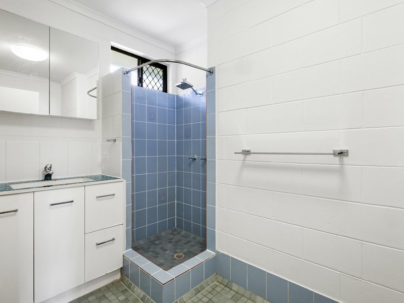 Photo - 9/108-110 Mayers Street, Manunda QLD 4870 - Image 10