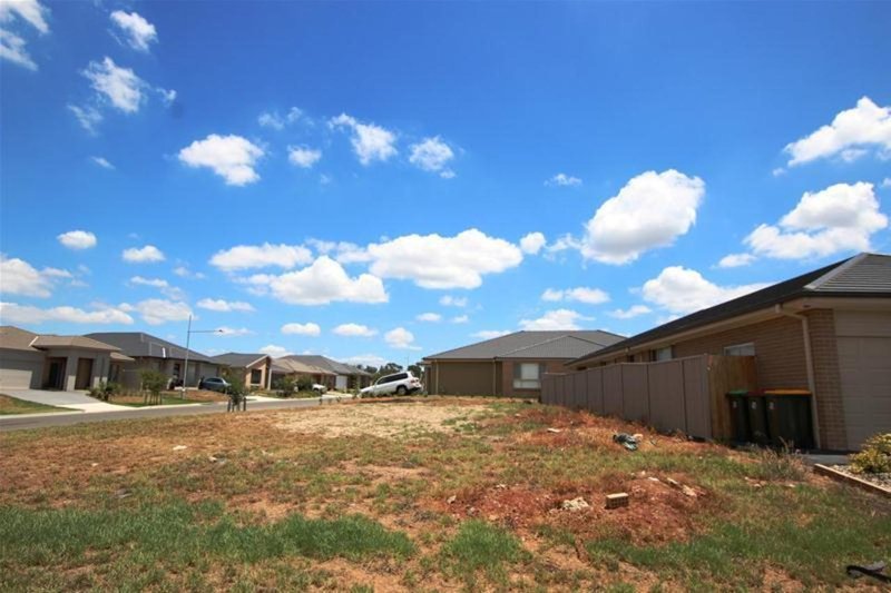 9108 Carter Street, Oran Park NSW 2570