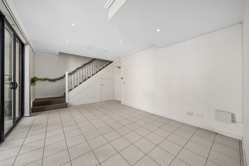 Photo - 9/11 Charles Street, Liverpool NSW 2170 - Image 3