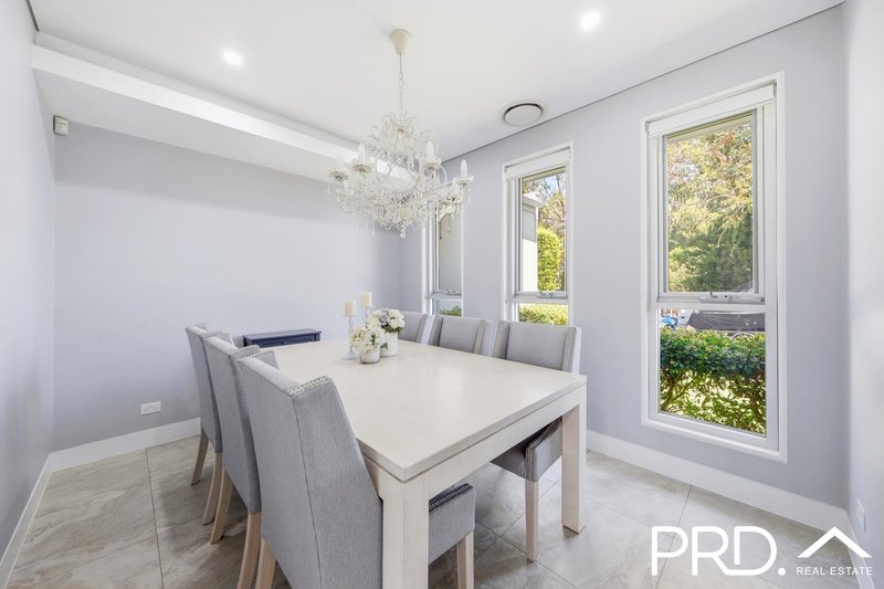 Photo - 911 Henry Lawson Drive, Picnic Point NSW 2213 - Image 3