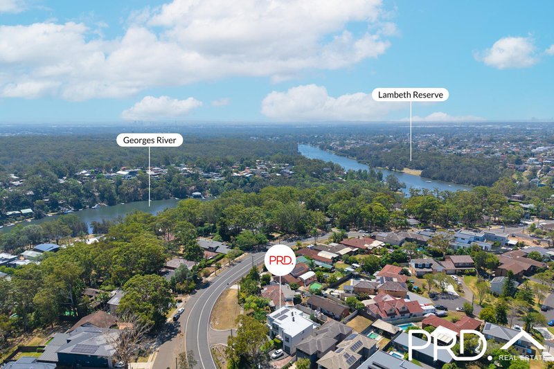 Photo - 911 Henry Lawson Drive, Picnic Point NSW 2213 - Image 19